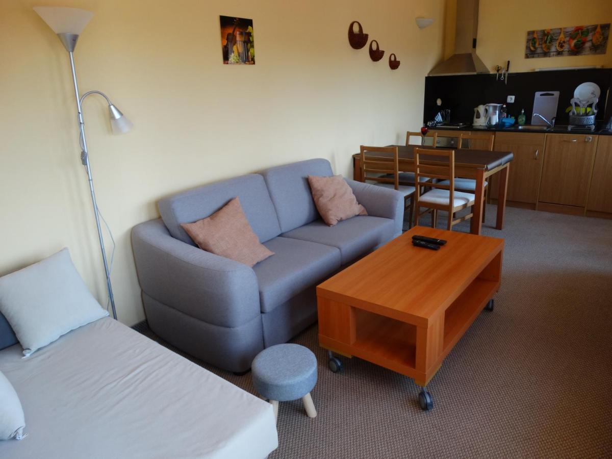 Snezhankas Apartment Pamporovo Ngoại thất bức ảnh