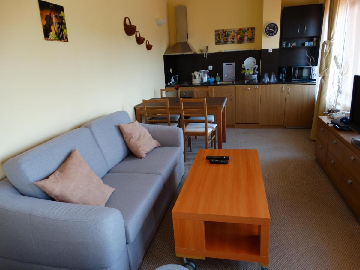 Snezhankas Apartment Pamporovo Ngoại thất bức ảnh